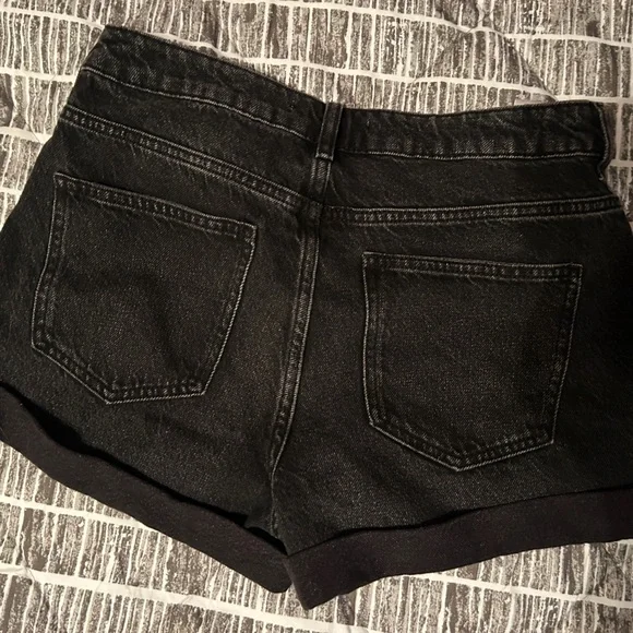 Pacsun black denim shorts - woman’s size 28 - Picture 3 of 3